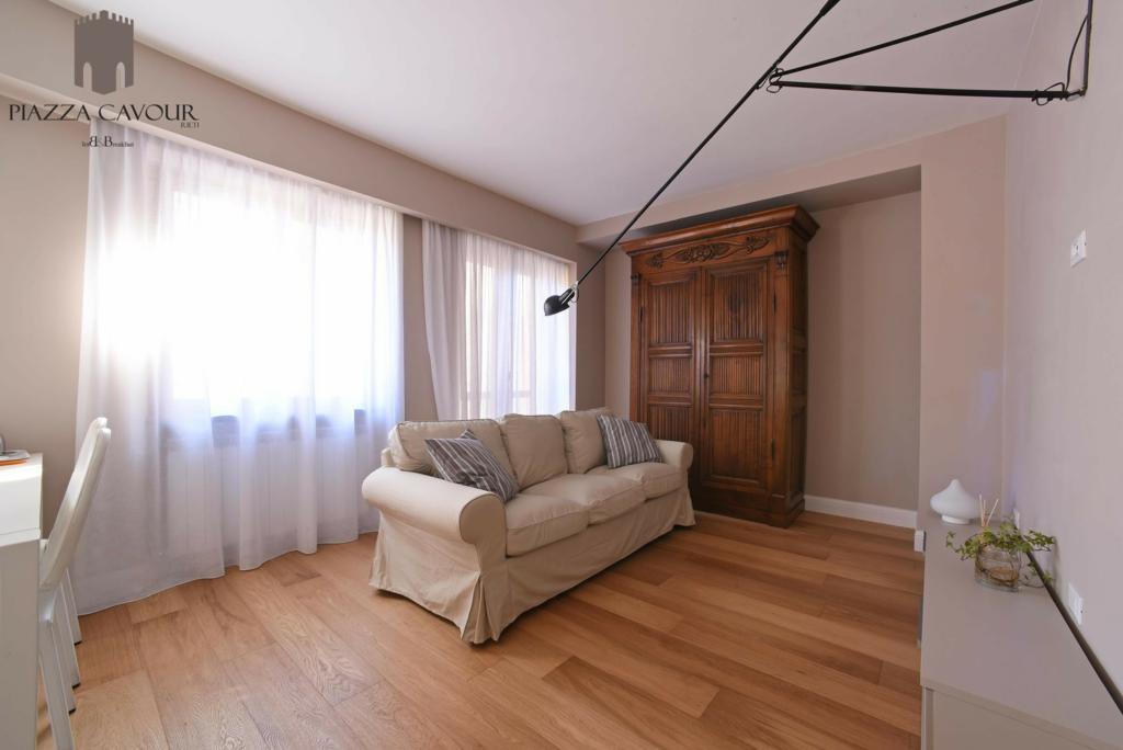 B&B Piazza Cavour Rieti Bagian luar foto